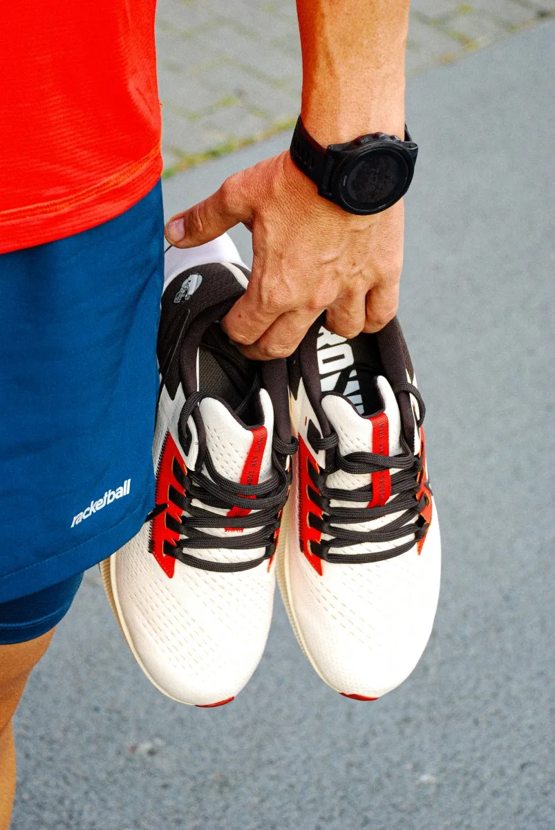 la-liebre-running-nike-pegasus-87 (Full_WebPage)